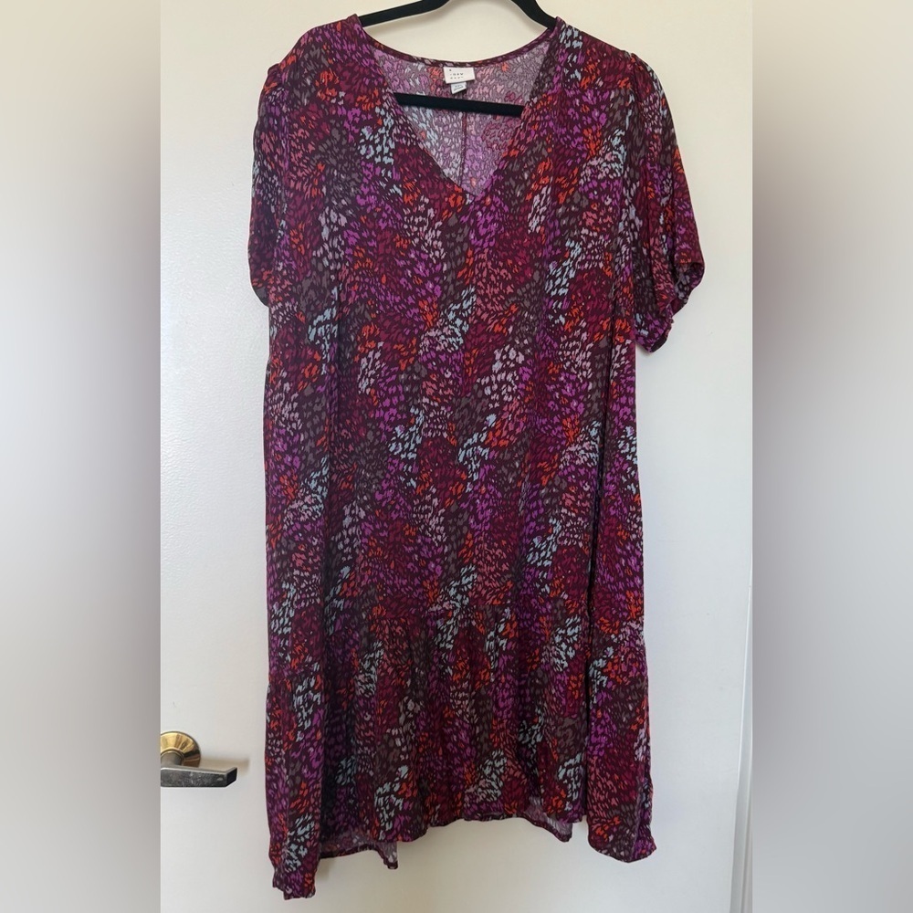 A New Day Short Sleeve Ruffle Bottom Print Dress in Size XXL